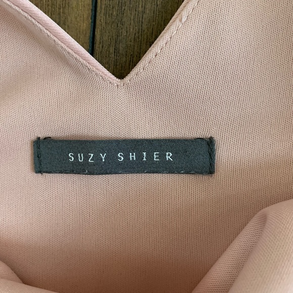 (2/$10) Suzy Shier Peplum Business Top - Picture 2 of 3